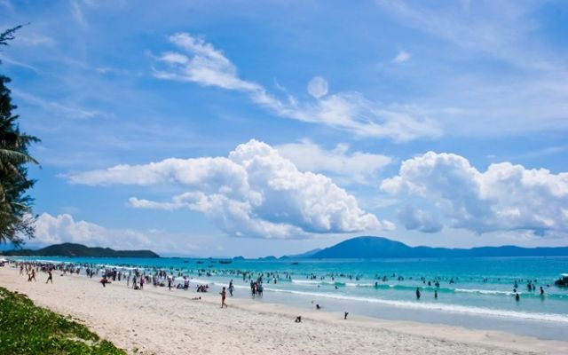 Quảng Ninh có nhiều bãi biển đẹp