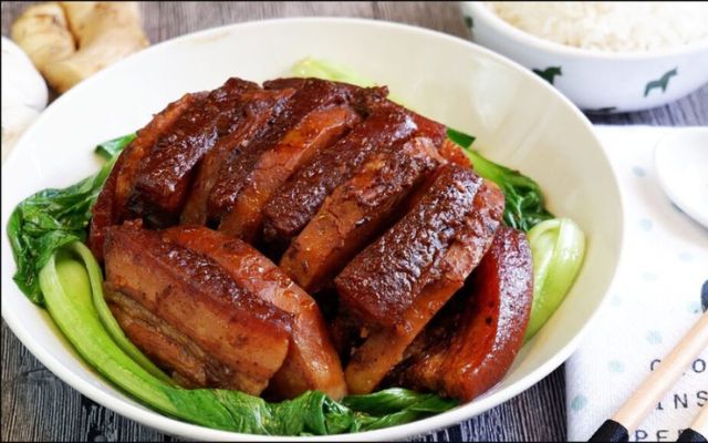 Khâu nhục Tiên Yên