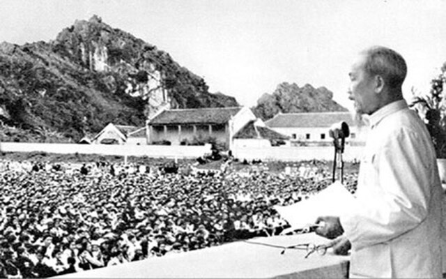 Sự kiện ngày 2/9/1945 Bác Hồ đọc Bản Tuyên Ngôn Độc Lập 