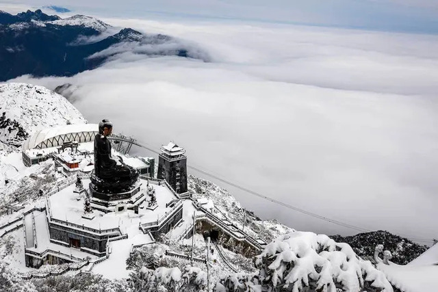  Săn tuyết trên đỉnh Fansipan, Sapa