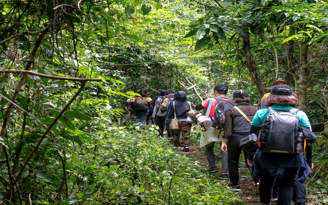  Chuẩn bị đồ dùng cần thiết cho chuyến đi trekking