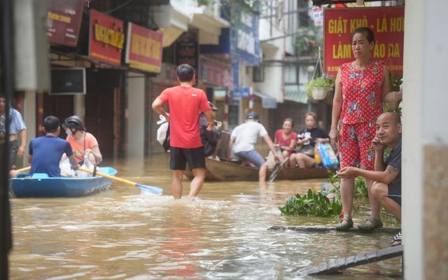 Lũ lụt đe dọa đến tính mạng con người