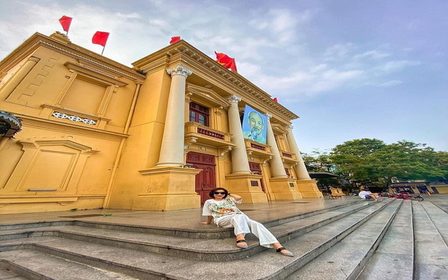  Nhà hát lớn Hải Phòng 