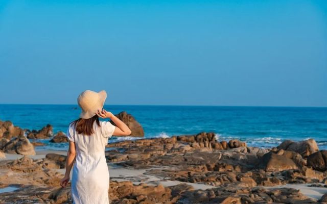 Du lịch biển Quảng Ninh