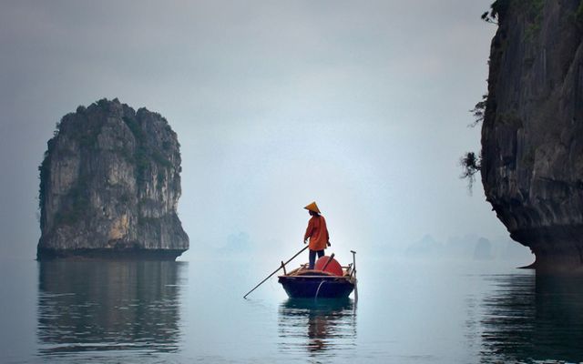 Tham quan vịnh Hạ Long những ngày cuối năm