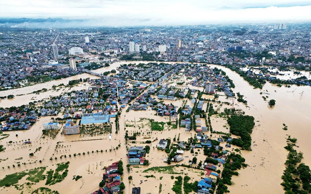 Mực nước lũ trên các sông đang xuống chậm