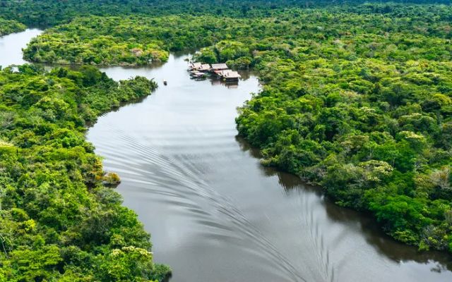 Độ sâu của sông Amazon
