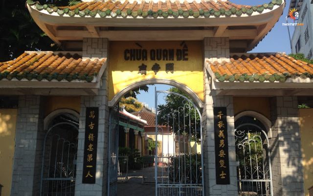  Cổng chùa Quan Đế Rạch Giá