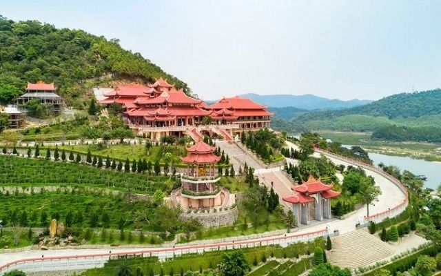Đền Cửa Ông