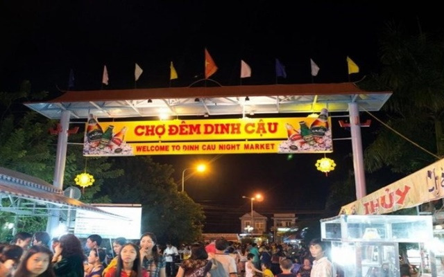  Chợ đêm Dinh Cậu sau năm 2016 đã bị đóng cửa