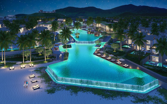 Sun Premier Village Kem Beach Resort về đêm 