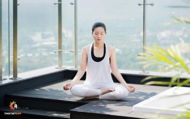 Nữ mệnh nên nghỉ ngơi điều độ, tập luyện YOGA