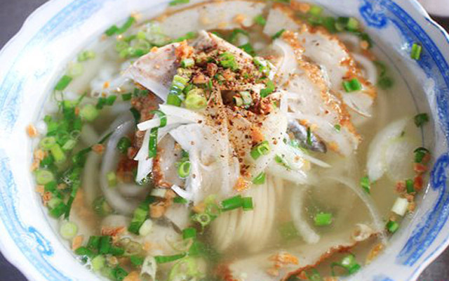  Bánh canh chả cá chính hiệu ở Phú Quốc