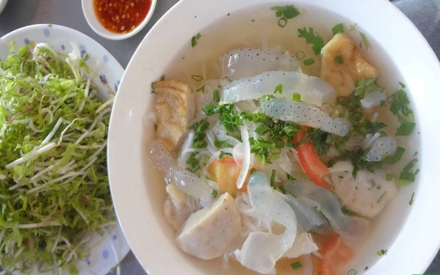  Bánh canh sứa dai giòn sần sật 