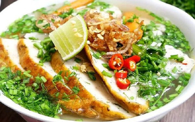  Bánh canh chả cá