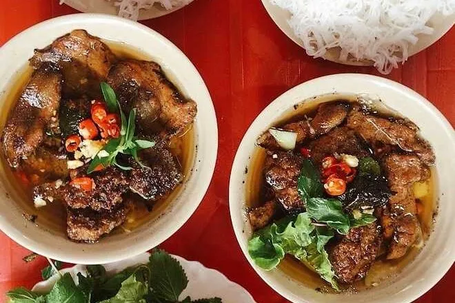  Bún chả chuẩn vị Hà Nội