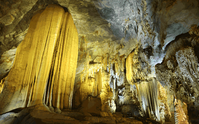 Vẻ đẹp Động Thiên Long 