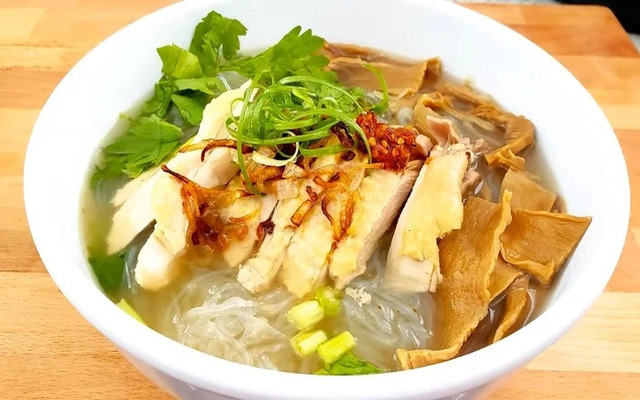  Phở gà thơm ngon đặc trưng