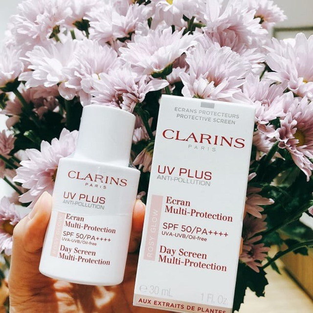 Kem chống nắng Clarins UV Plus an toàn cho mẹ bầu 