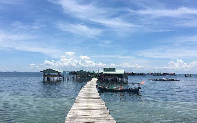  Nhà bè tại làng chài Rạch Vẹm