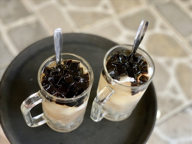 Chè sen Hà Nội