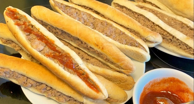 Bánh mì cay Hải Phòng 