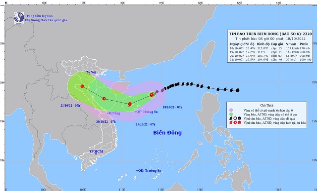 Bão trên biển Đông suy yếu 